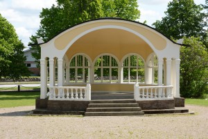 Musikpaviljongen skulle passa utmärkt för utomhusteater som Shakespeare in the park, tycker Engelska skolans rektor Chris Nilsson. Foto: Berit Önell