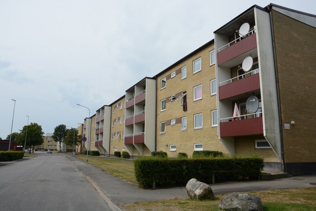 Hässlehem nekar utsatta personer att hyra lägenhet i väntan på att samarbetsavtalet undertecknas, här Gärdesvägen i Hässleholm. Foto: Berit Önell