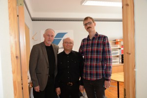 David Ottvall, i mitten, är frihetshandläggare, Lars Novämng och John Huntington initiativtagare till Frihetsförmedlingen.