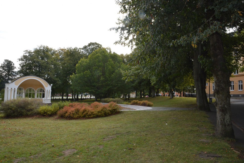 Officersparken och musikpaviljongen skulle kunna användas vid Europaforum, tycker "Paviljongens vänner" som redan fått många att skriva på för en folkomröstning. Foto: Berit Önell