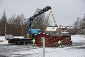 De före detta valstugorna ska åter bli tillfälliga bostäder för nödställda EU-migranter på InMentes industritomt, trots att det strider mot detaljplanen. Foto: Berit Önell