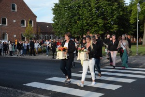 Manifestationen ringlade sig från kyrkan till resecentrum.