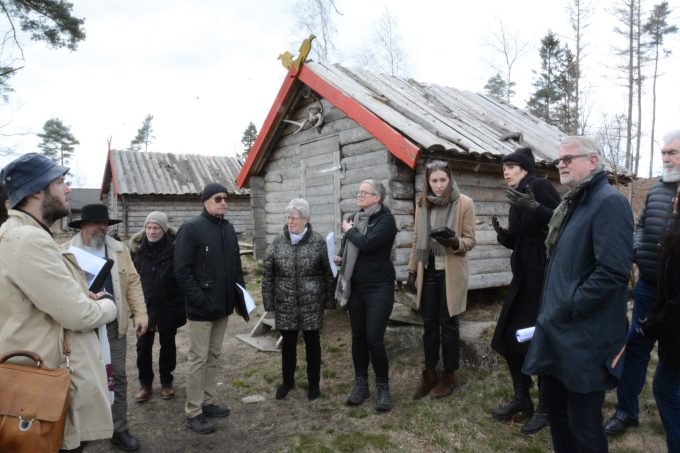 Hässleholms tingsrätt hade syn på plats i vikingabyn.