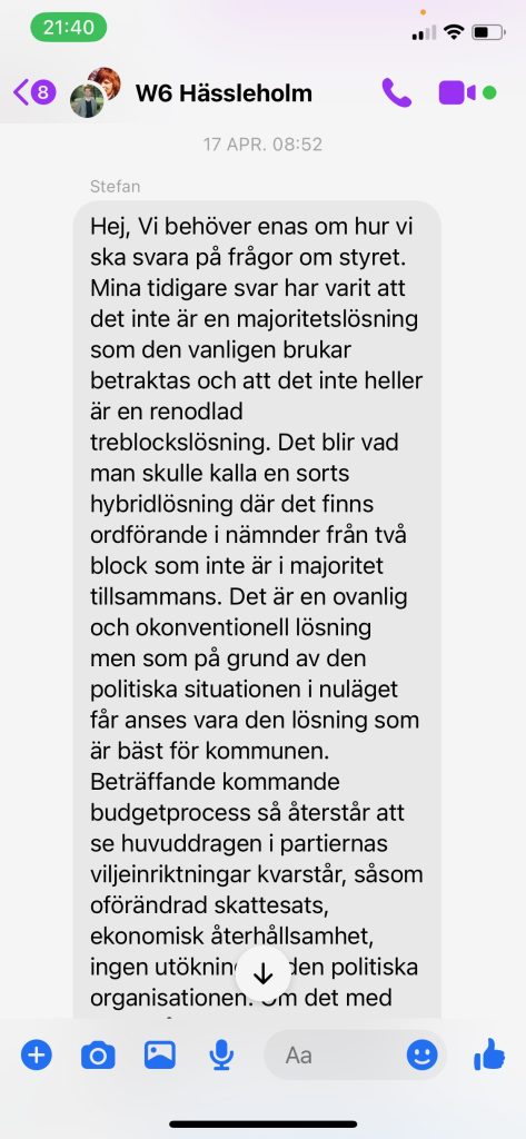 Stefan Larsson efterlyste en enighet om hu rpartierna skulle svara på frågor omn styret trots att majoriteten spruckit.