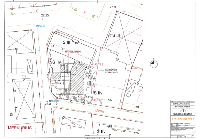 Bilden visar situationsplan över området där den planerade utbyggnaden är streckad. Illustration ur bygglovshandlingarna