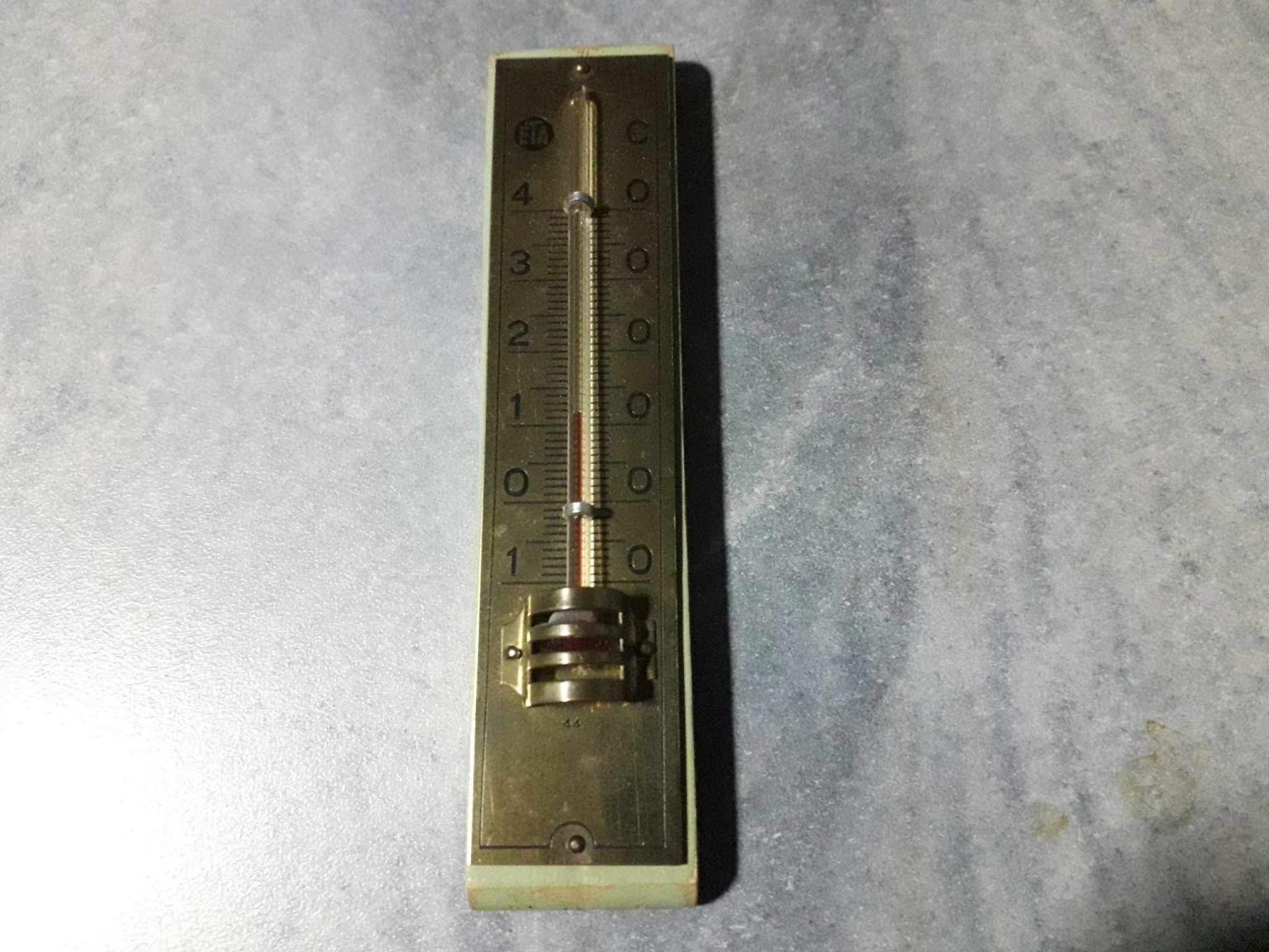 Bilden visar en termometer.