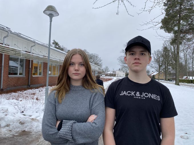 Bilden visar Ebba Frank och Maximilian Ågran.